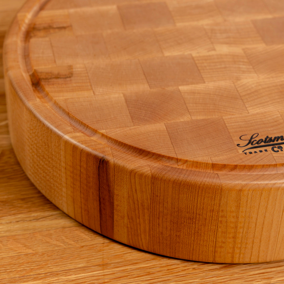 Maple End Grain Round Butcher Block with Juice Groove