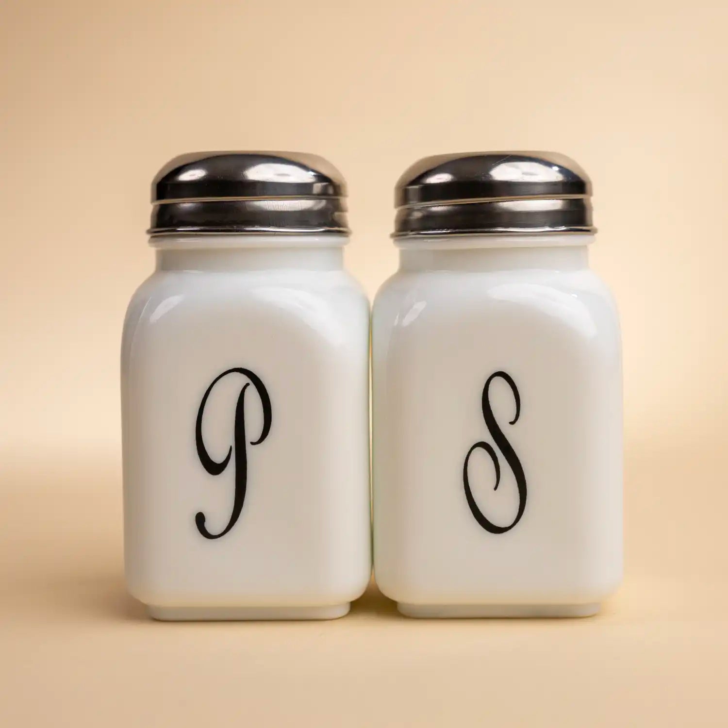 Salt & Pepper Shaker with Monogram - Mosser Glass