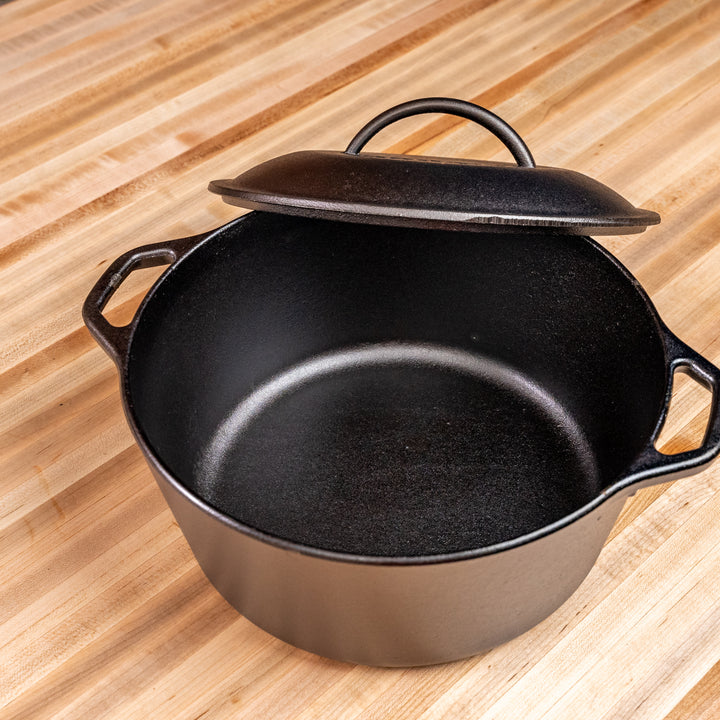 Cast Iron 7 Quart Dutch Oven