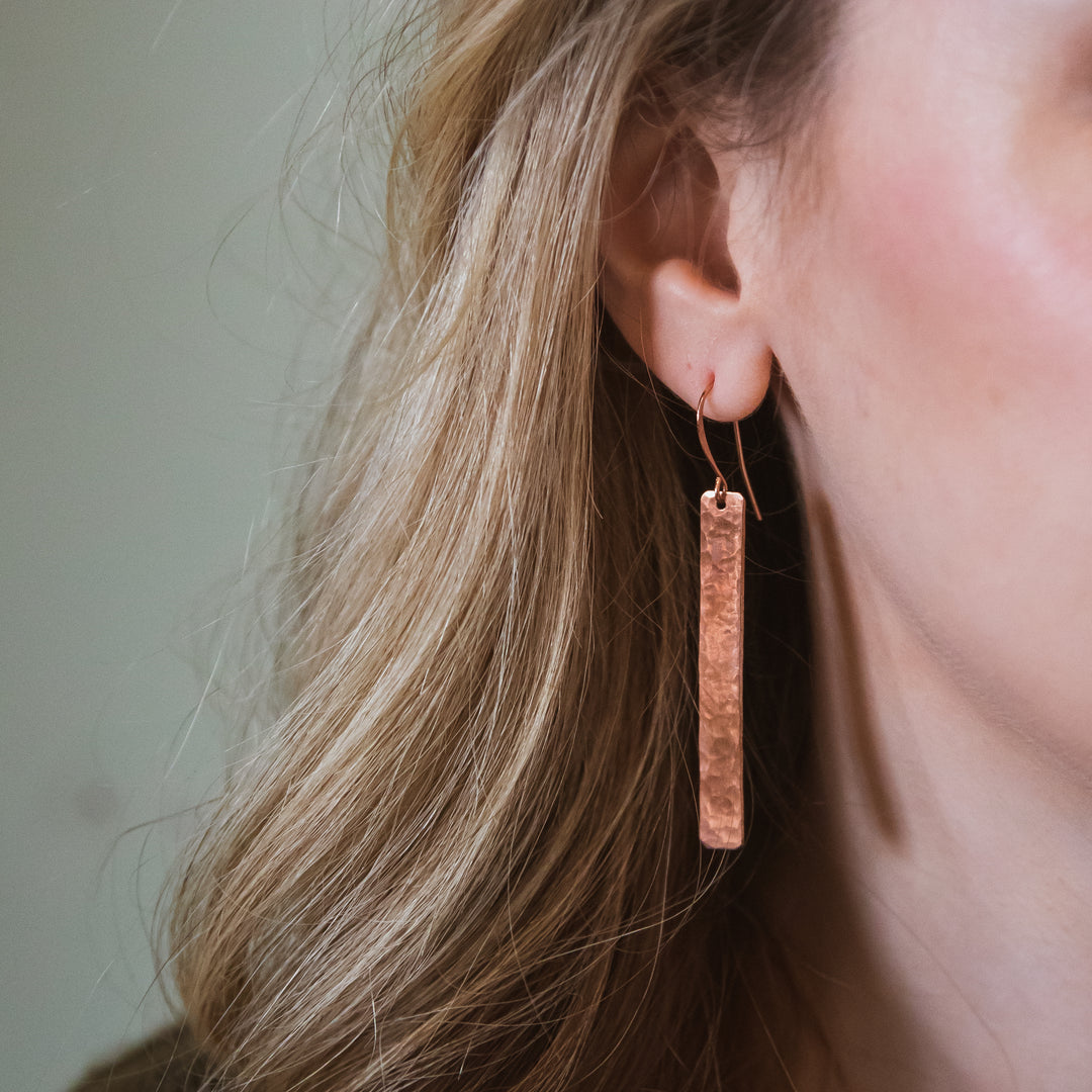 Novi Rectangle Bar Earrings