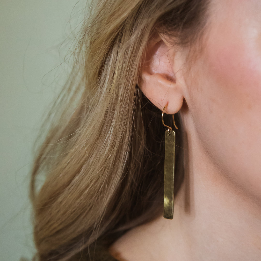 Novi Rectangle Bar Earrings